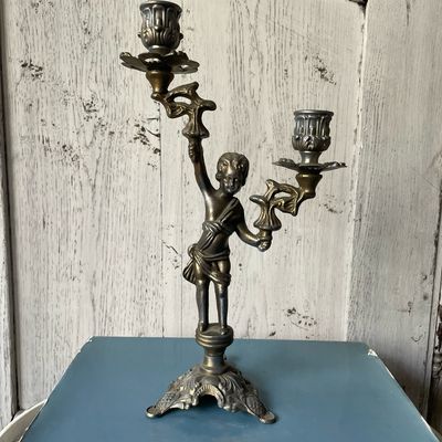 Candelabro Cherubino