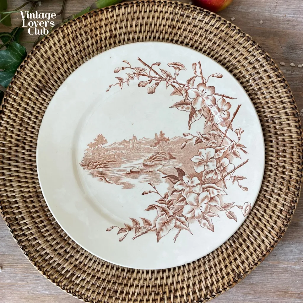 Cotage Dinner Plate