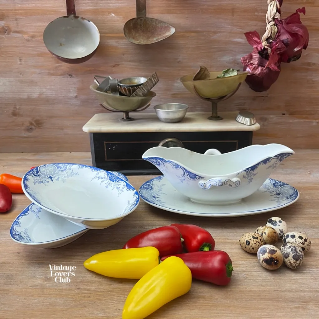 Luneville Phoenix Blue Sauce Boat