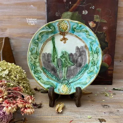 Green Barbotine Dish