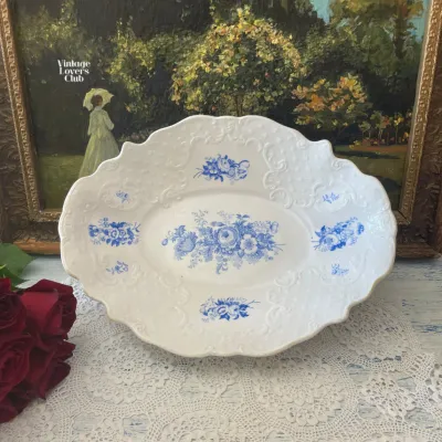 Oval Tall Comport L.M. Light Blue