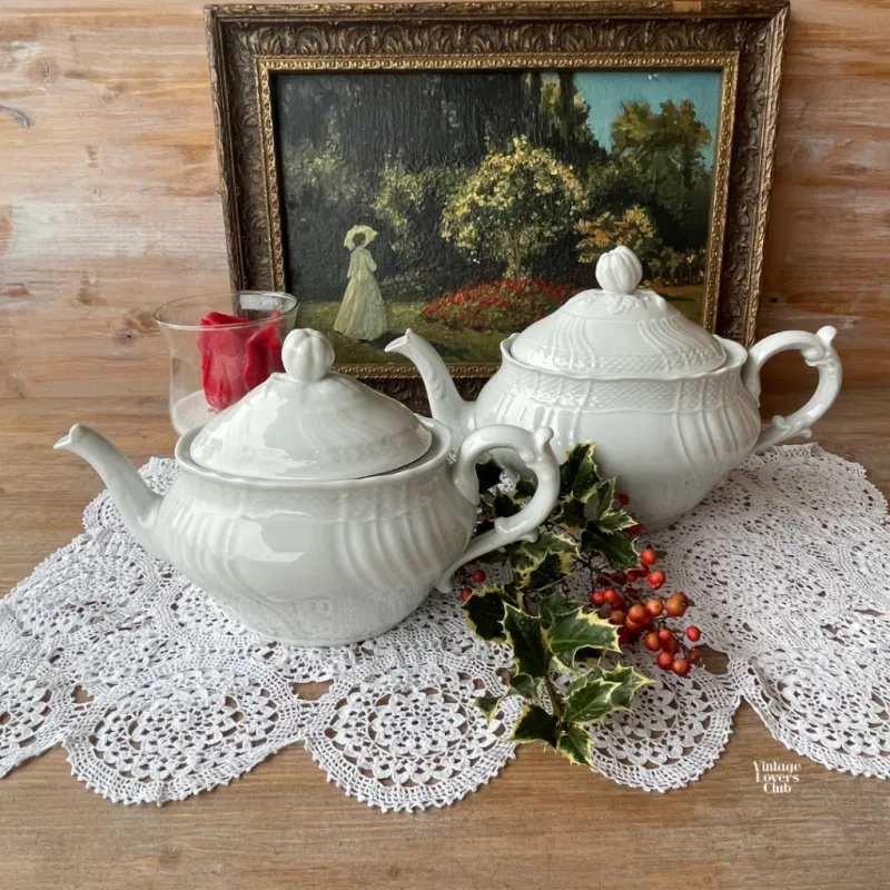 Richard Ginori White Teapot