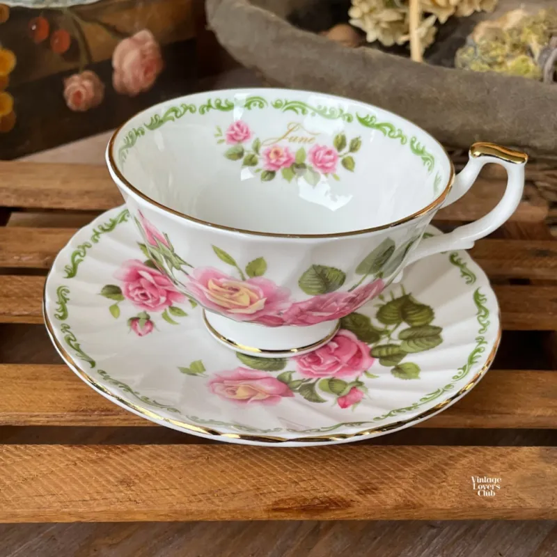 Royal Kendal English Tea Cup