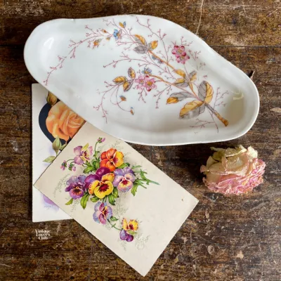 Pink Flowers and Yellow Leaves Pickle Dish