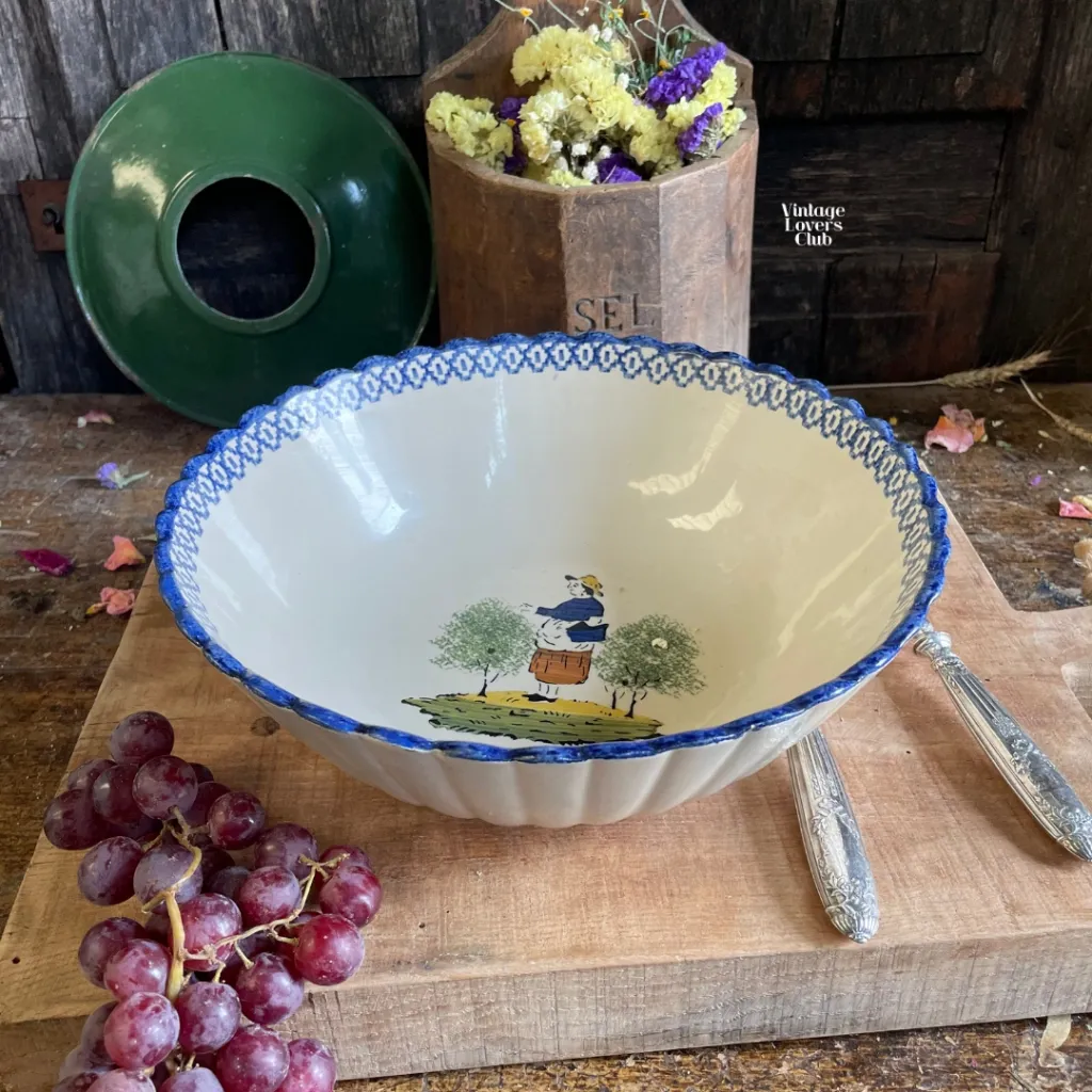 Blue Salad Bowl