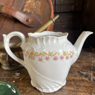 Porcelain Milk jug with Rosettes