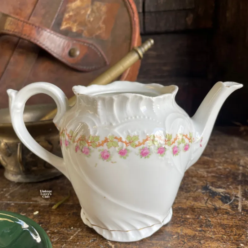Porcelain Milk Jug with Rosettes