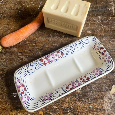 Blue Greek Comb Holder with Multicolored Flowers