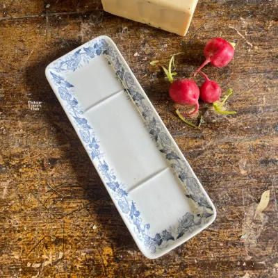 Comb Holder in Terre de Fer with Elegant Blue Pavot Decoration