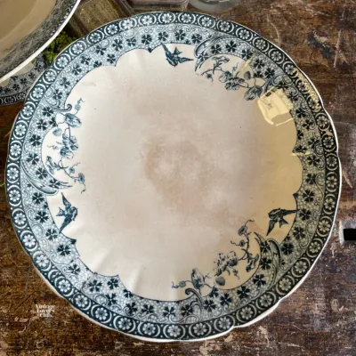 Choisy Le Roi Tall Comport