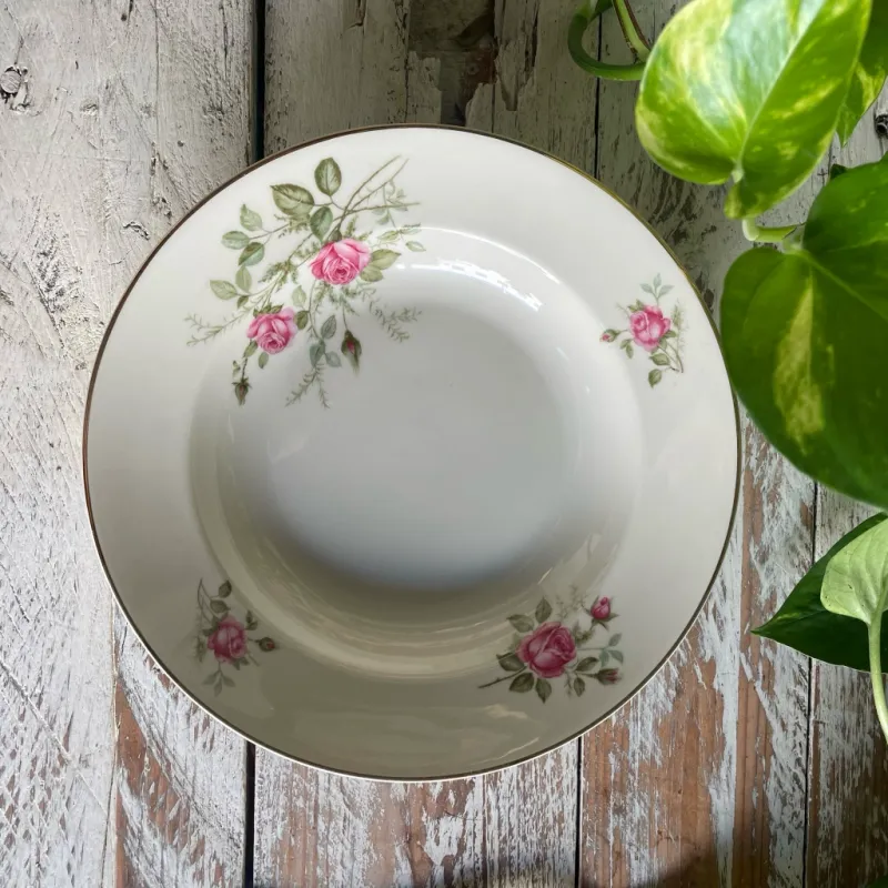 Bavaria deep plate with roses