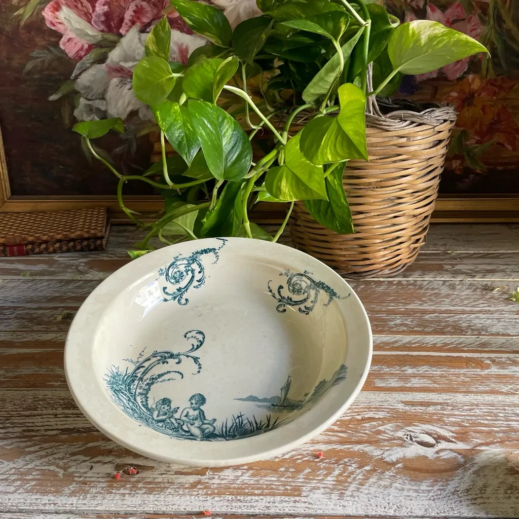 Vieillard Bordeaux Neptune Green Ragout Plate Vieillard Bordeaux Neptune Green Ragout Plate