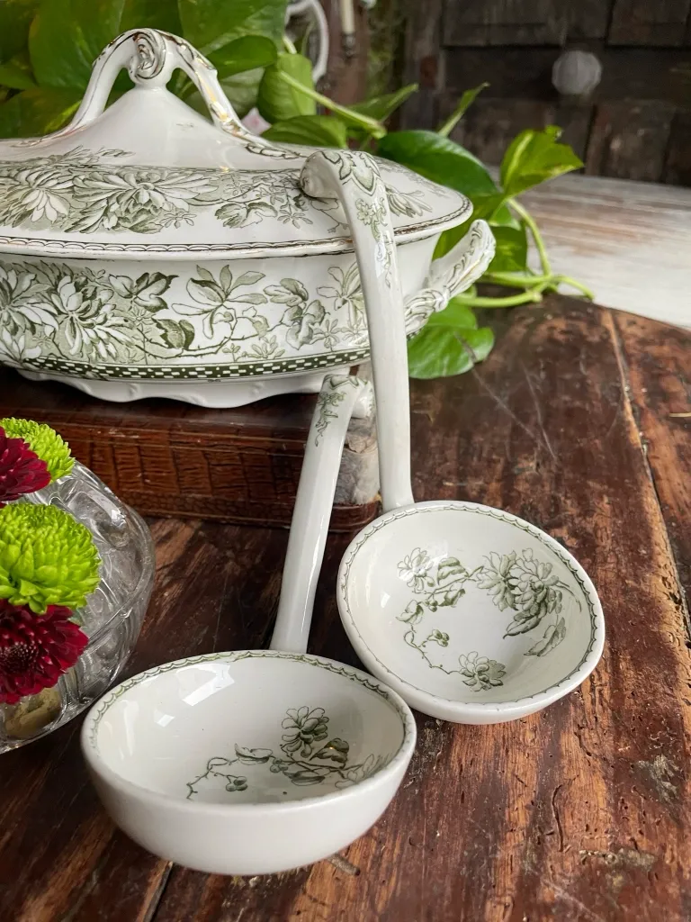 Doulton Ladle