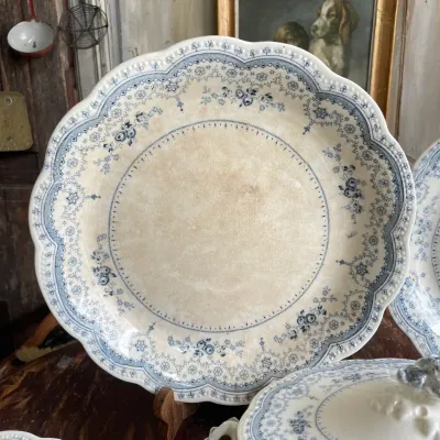 Serving Plate Johnson Bros – Dorothy Pattern