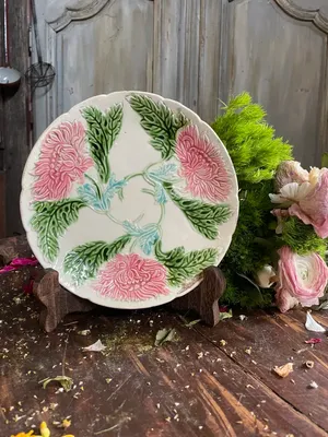 Barbotine Plate – Chrysanthemum Decoration