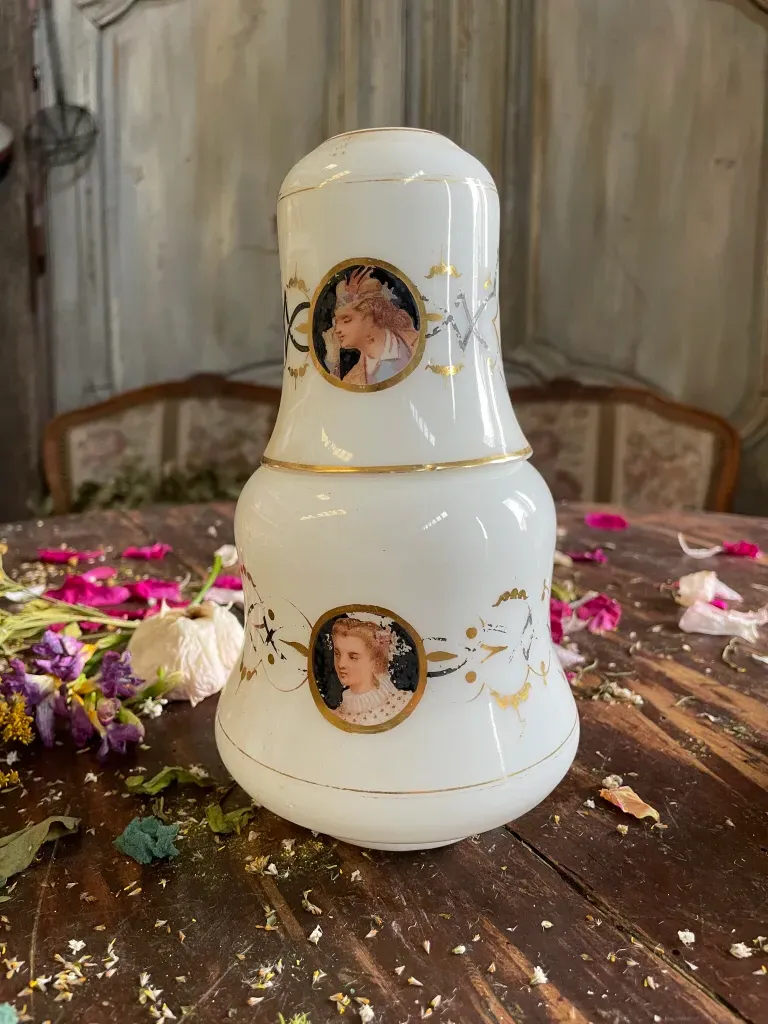 Night Carafe in Opaline – Female Portraits and Gold