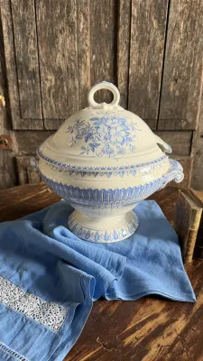 Zuppiera Bernard Palissy — Sarreguemines, U et Cie, fine Ottocento