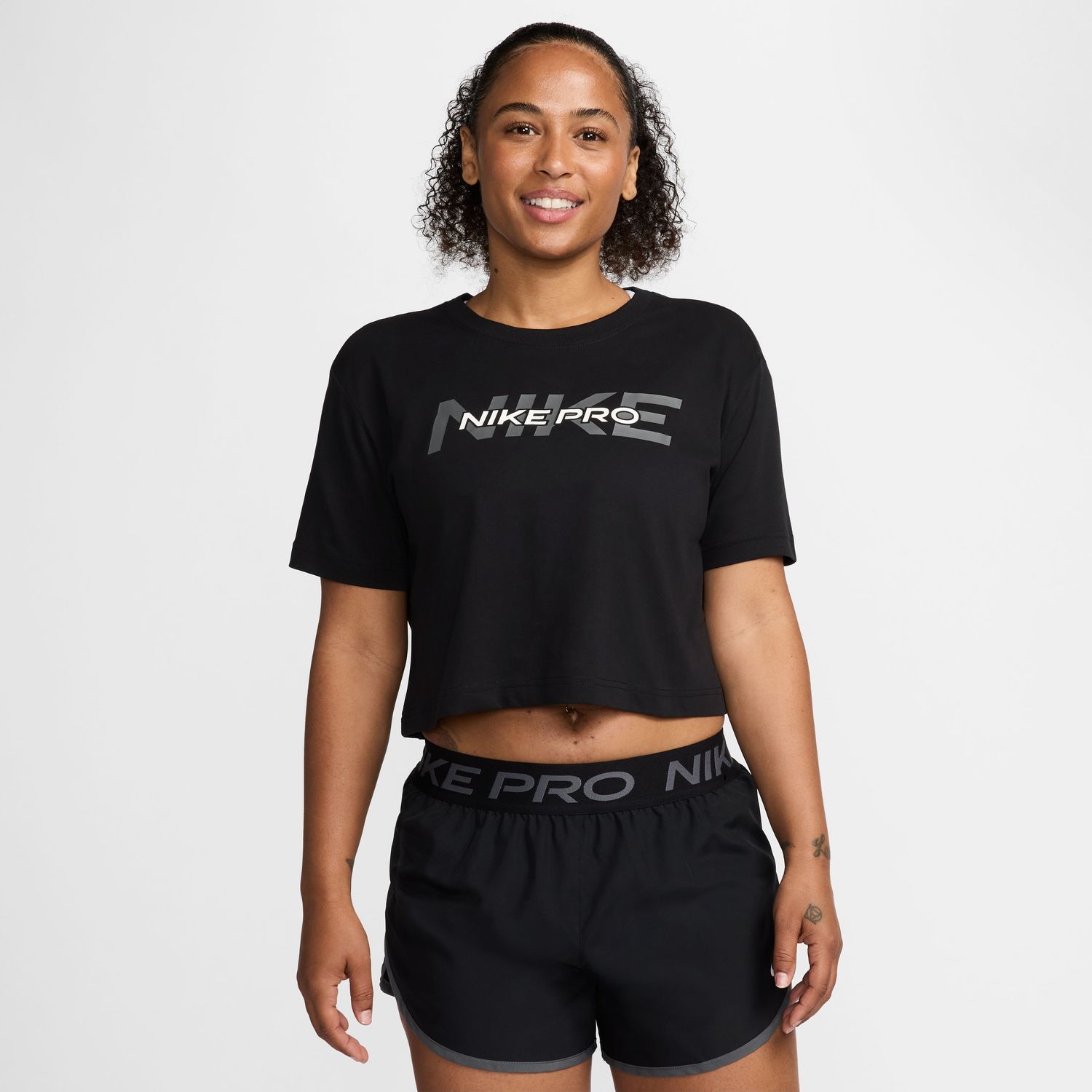 NIKE WOMEN GRAHPIC PRO FA24 SHORT SLEEVE T-SHIRT HF0762-010