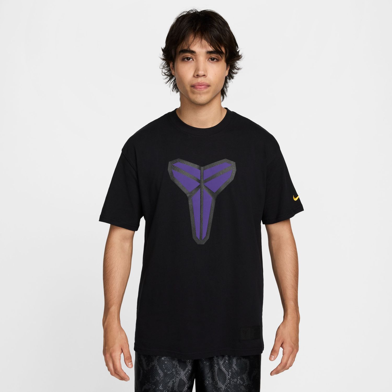 NIKE MEN GRAPHIC KB SHORT SLEEVE T-SHIRT FZ8071-010