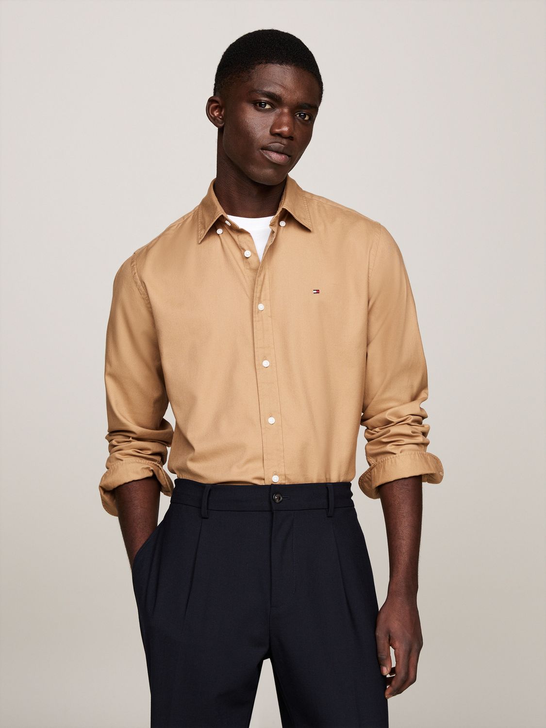 TOMMY HILFIGER MEN FLEX BRUSHED SOLID L/S SHIRT MW0MW36824RBC