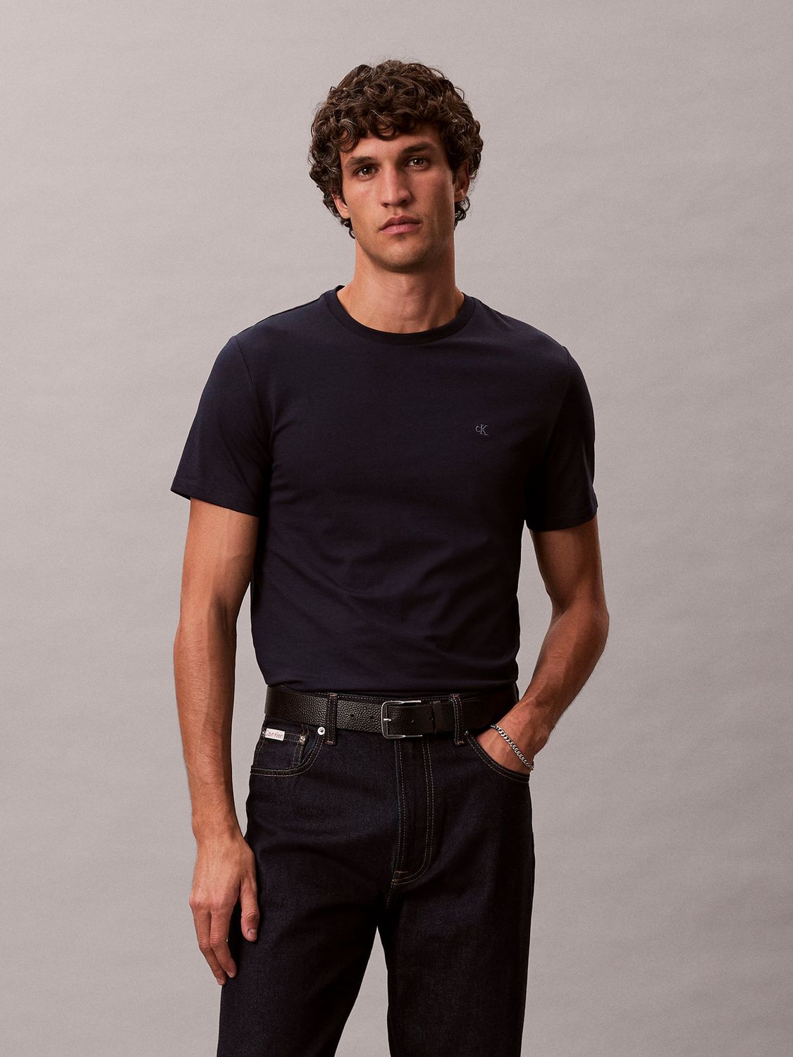 CALVIN KLEIN MEN SLIM S/S T-SHIRT 4LC240G410