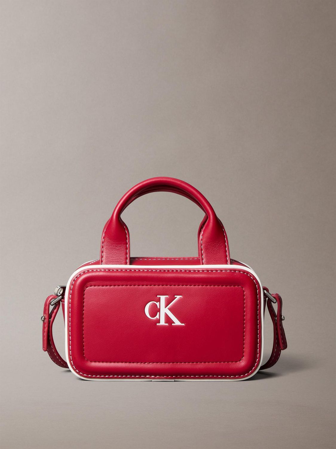 CALVIN KLIEN WOMEN CONTAST MINI BAULETTO BAG 4F1257G600