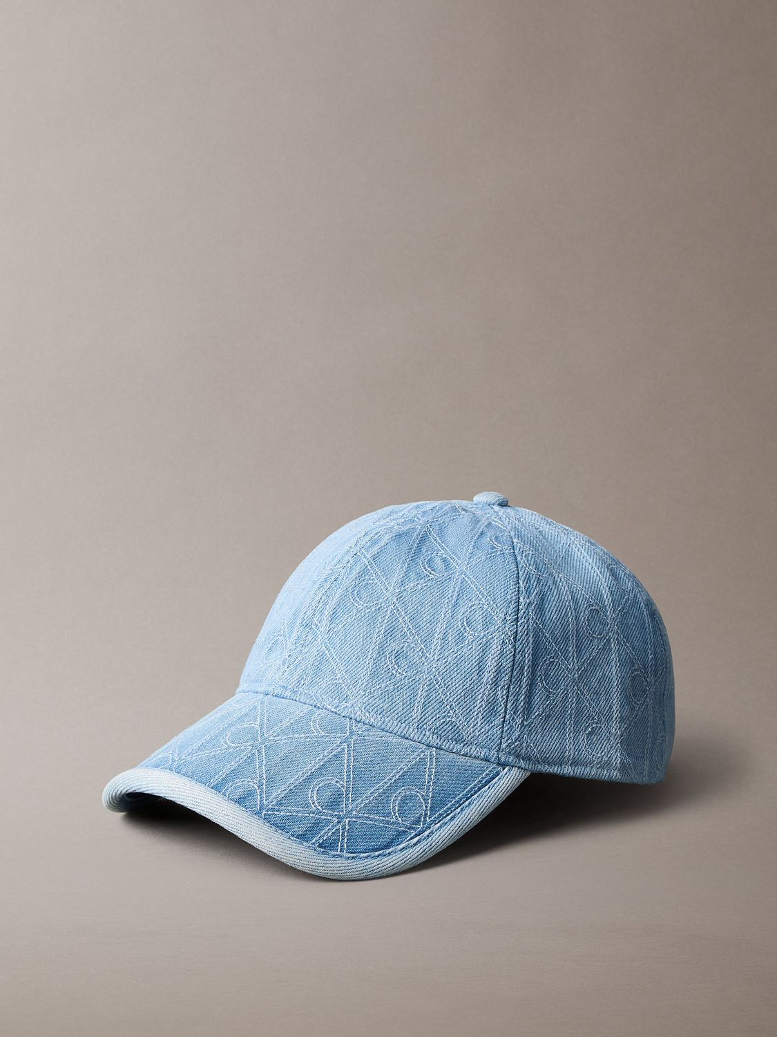 CALVIN KLIEN MEN EMBLEM QUILT LEATHER PATCH CAP 4D5030G420