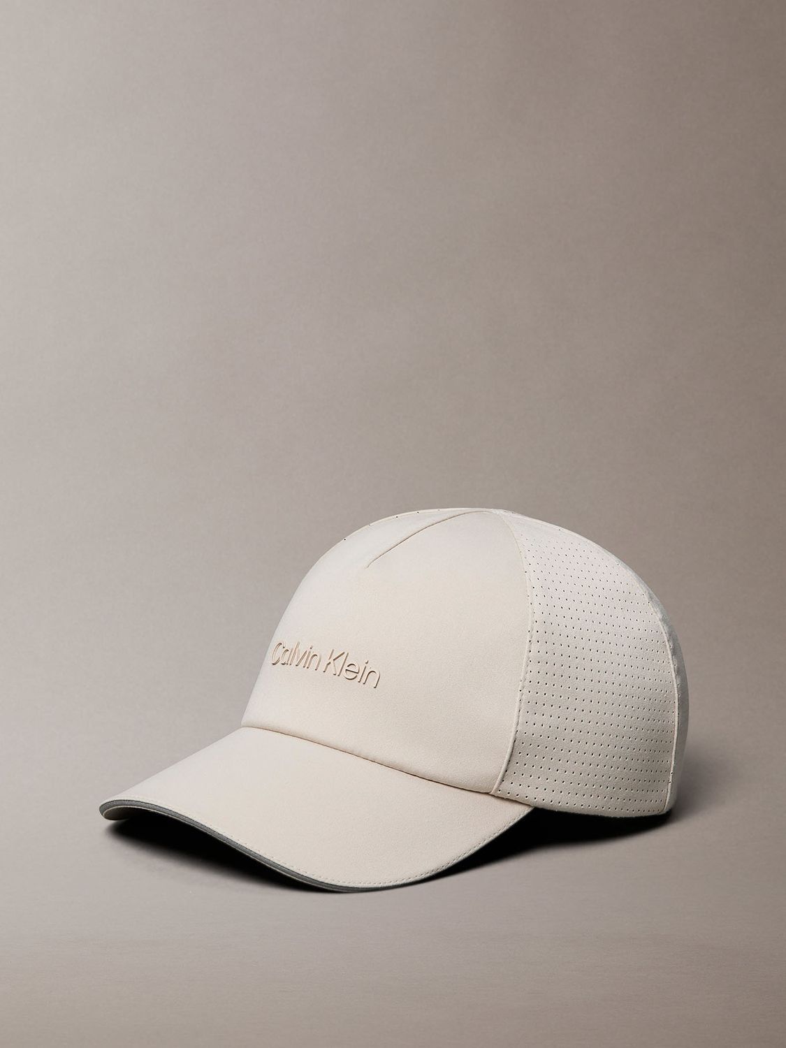 CALVN KLIEN MEN MICRO TRUCKER  CAP 4D5079G100