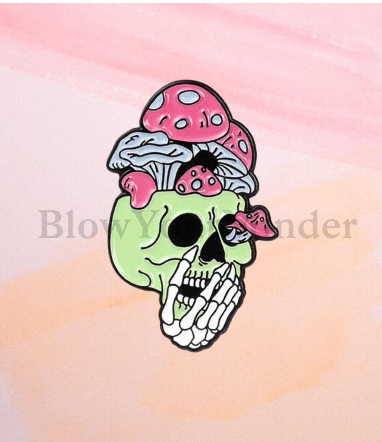 Mushroom - Skull - Fungi - Nature - Toadstool - Needle Minder - Pin - Magnet