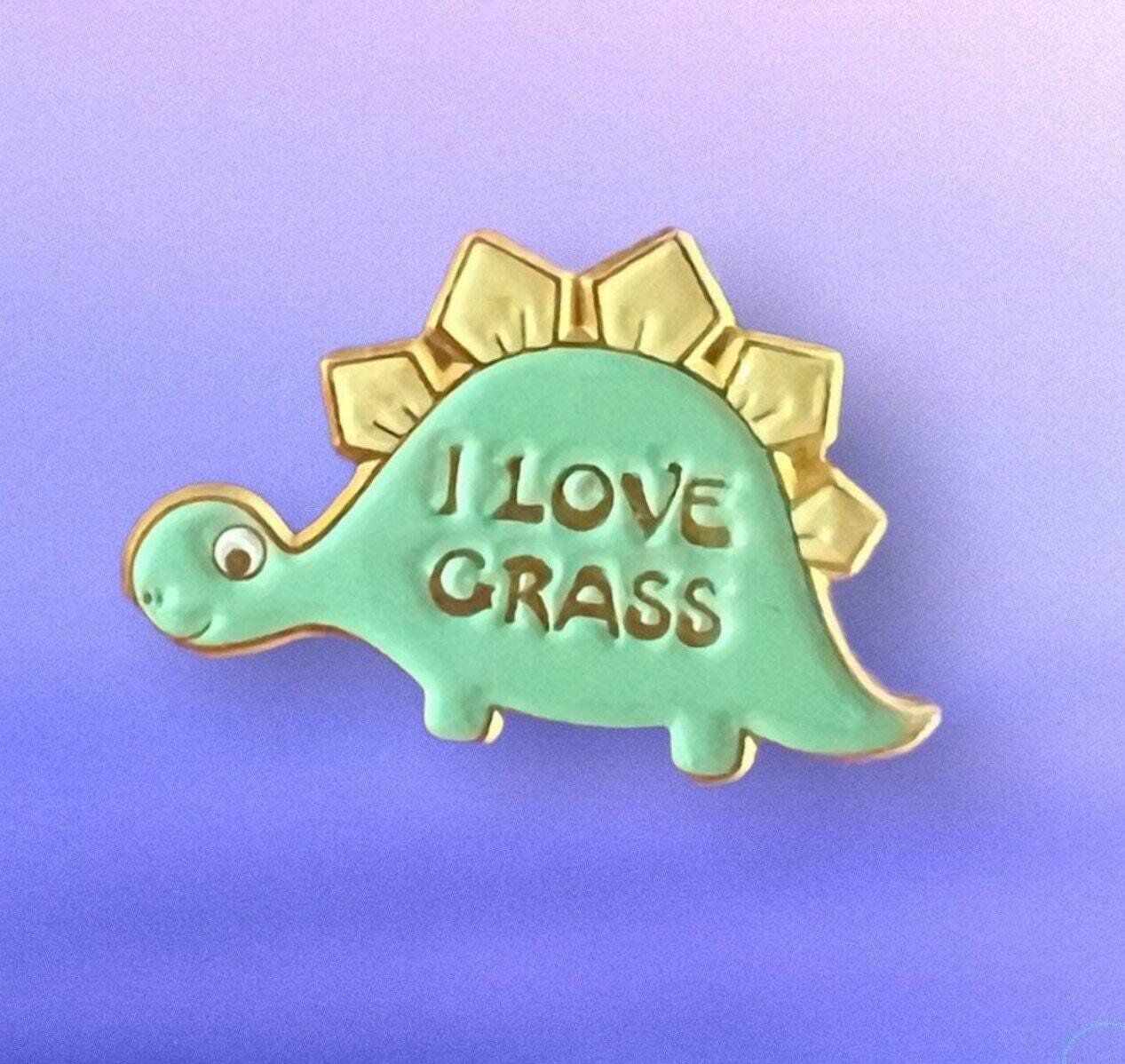 I Love Grass - Dinosaur - Cute - Needle Minder - Pin - Magnet