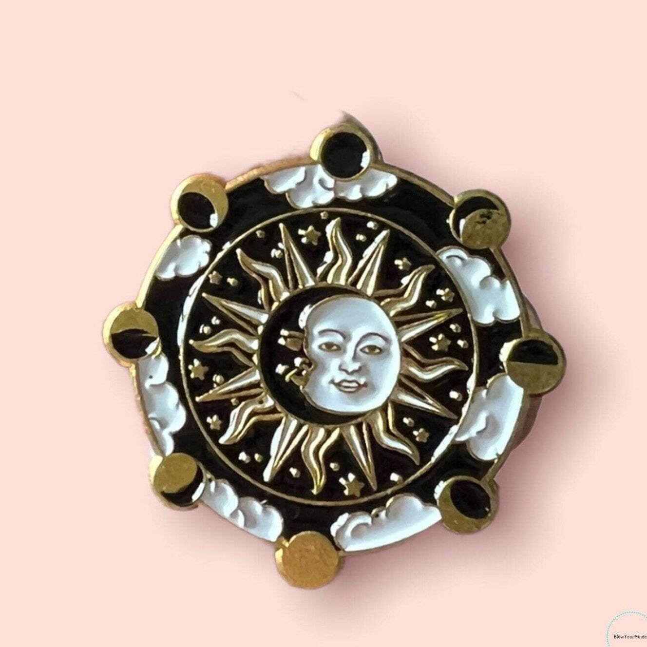 Moon - Sun - Sky - Night - Phase - Phases - Needle Minder - Pin - Magnet