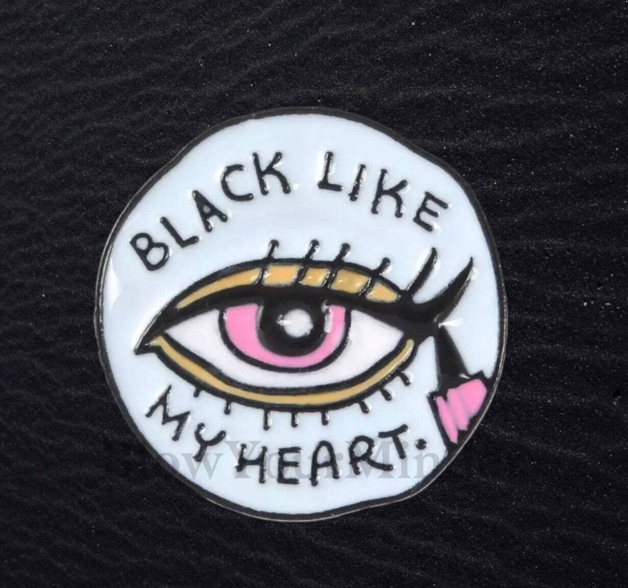 Black Like My Heart - Eyeliner - Mascara - Makeup - Make Up - Needle Minder - Pin - Magnet