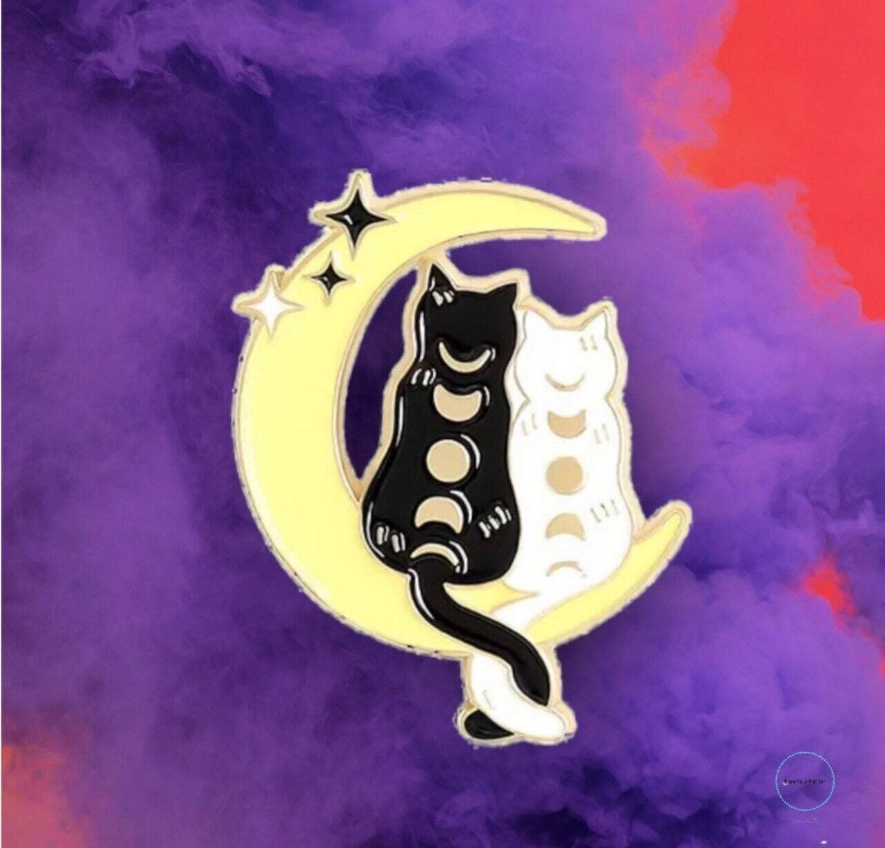 Cat - Moon - Best Friends - Kitten - Kitty - Feline - Pet - Needle Minder - Pin - Magnet