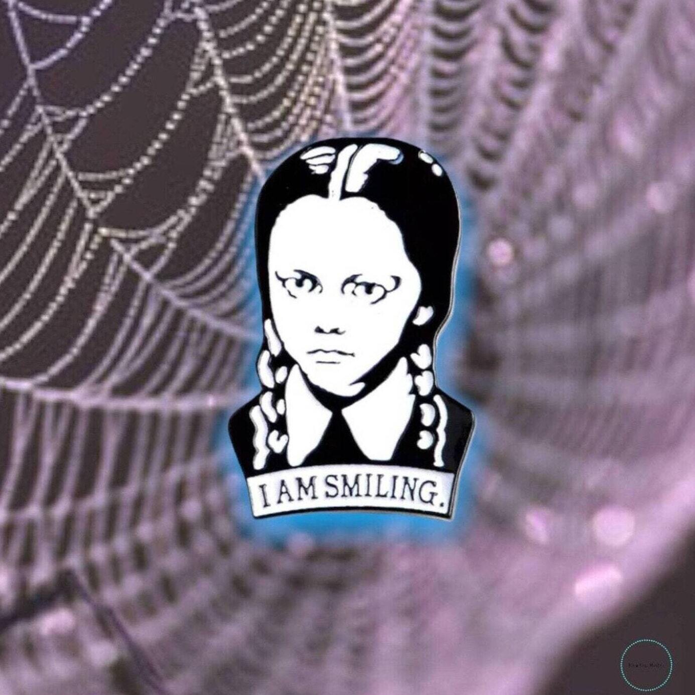 I Am Smiling - Wednesday Addams - Needle Minder - Needle - Pin - Magnet