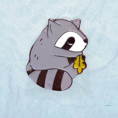 Raccoon - Street Kitty - Needle Minder - Pin - Magnet