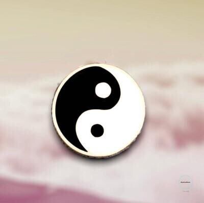 Yin Yeng B Grade - Ying Yang - Peace Symbol - Needle Minder - Pin - Magnet