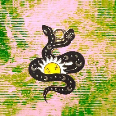 Snake - Serpent - Skull - Halloween - Gothic - Goth - Needle Minder - Pin - Magnet - Charm