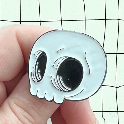 Skull - Skeleton - Halloween - Bone - Needle Minder - Pin - Magnet