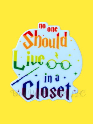 No One Should Live In A Closet - LGBTQ Wizard - Gold - Harry - Needle Minder - Pin - Magnet
