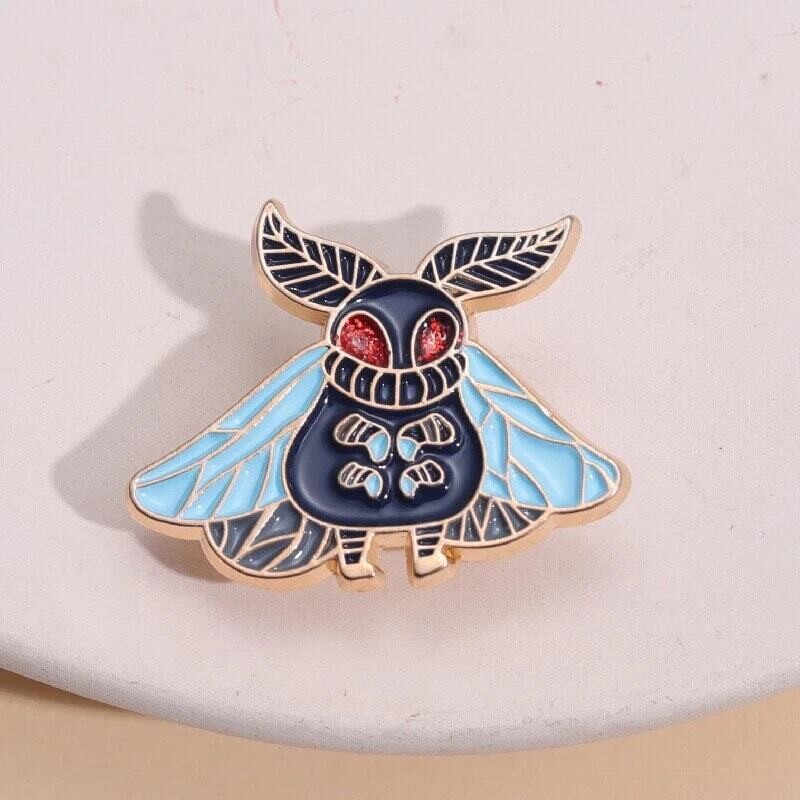 Mothman - Minder - Needle - Pin - Magnet