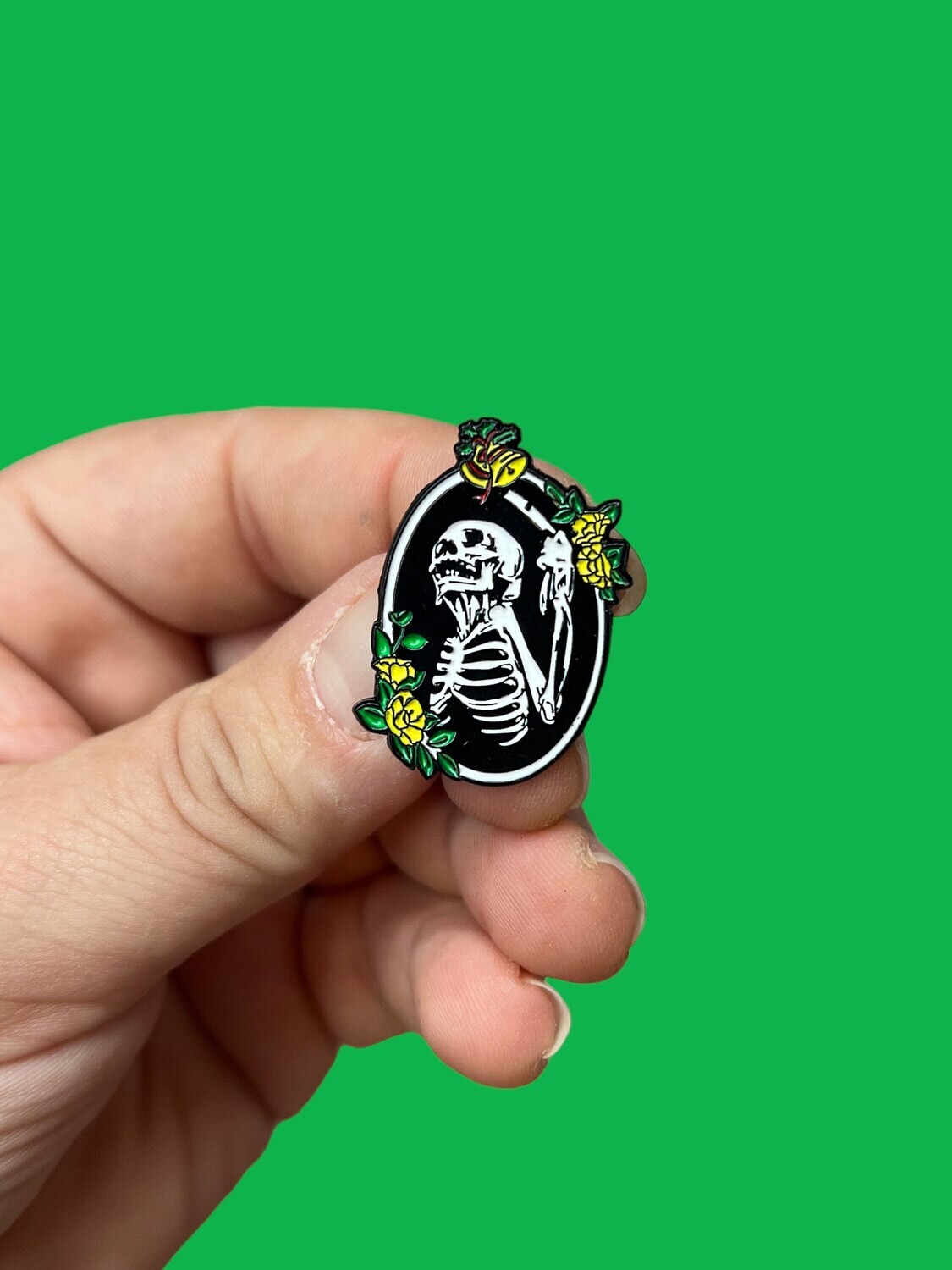 Skull Frame - Needle Minder - Needle - Pin - Magnet