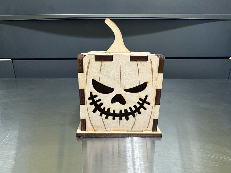 Wooden Pumpkin Box (Assembled)