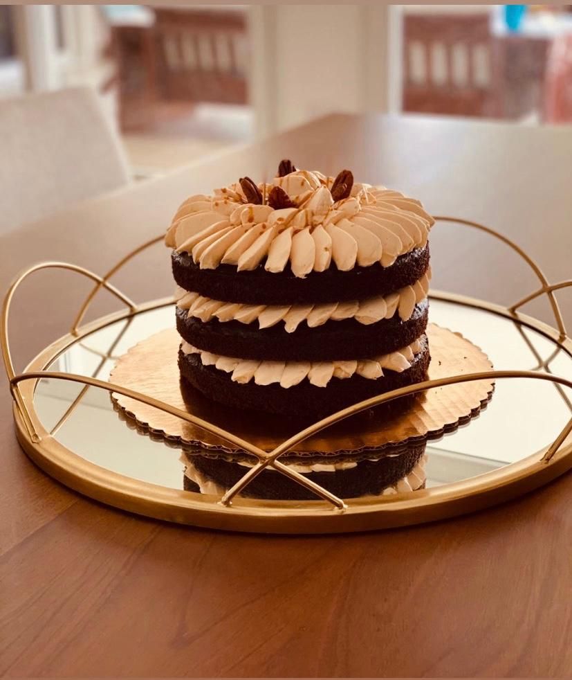 Cake de Chocolate con Caramelo Salado, Tamaño: 1/2 libra $30