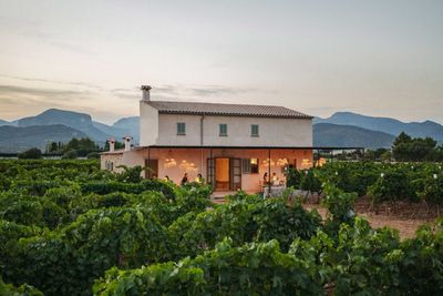 BODEGA SA CABANA