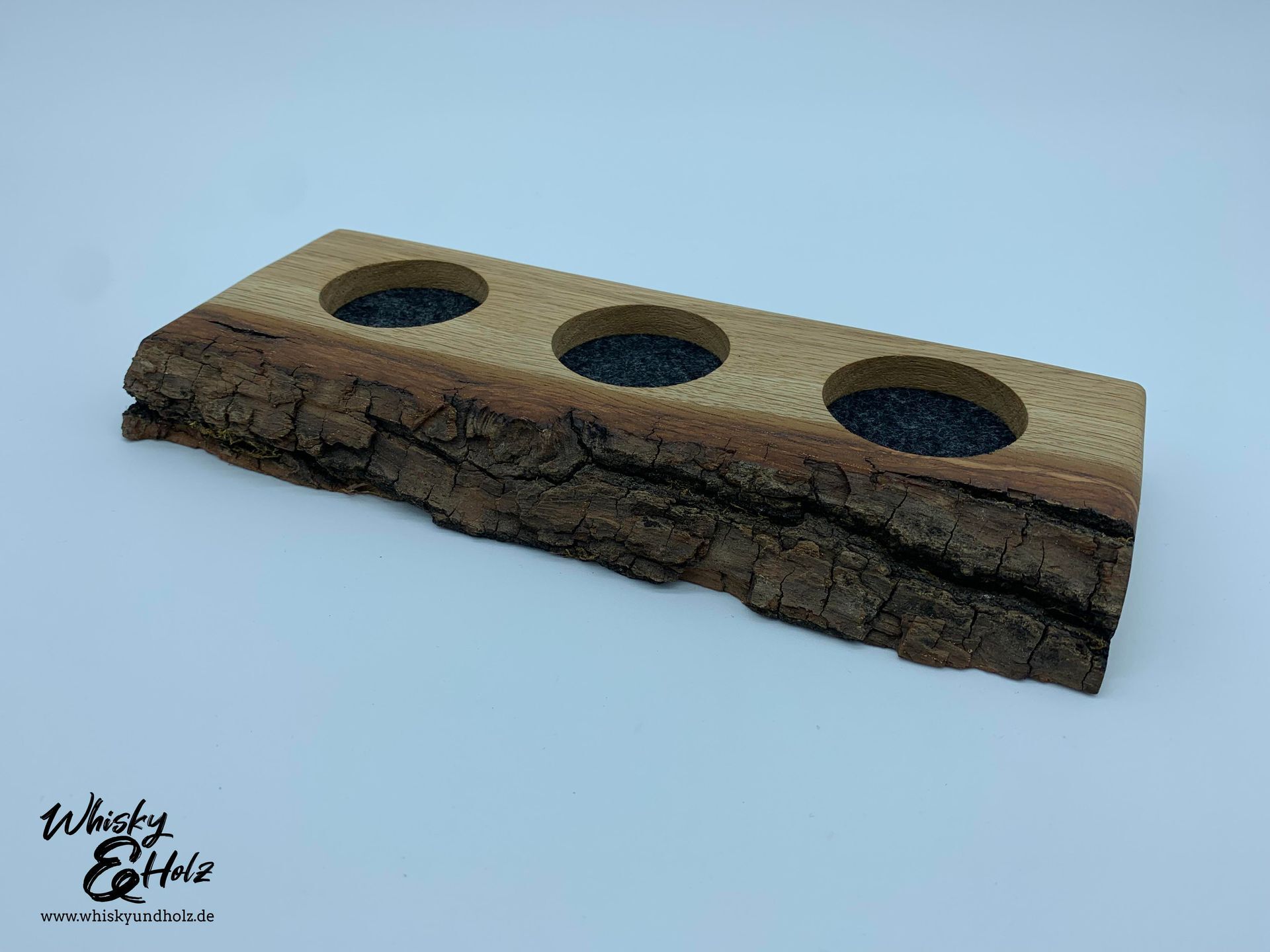 Tasting-Board - massive Eiche mit Rinde - für drei Gläser - Whisky-Board (passend für Glencairn)