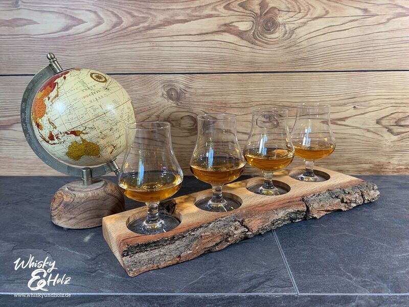 Tasting-Board - massive Eiche mit Rinde - für vier Gläser - Whisky-Board