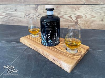 Shared Dram Board - massive Olive mit Baumkante - für zwei Personen - Whisky-Board (passend für Glencairn)