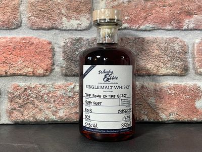 Whisky & Holz - 2013/2025 - Handfilled - Ruby Port Finish - The Home of the Beast
