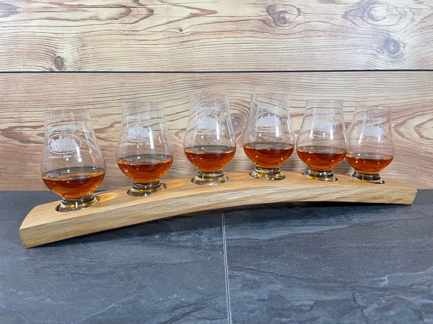 Tasting-Board - Fassdaube vom Cask Wizard - für sechs Gläser - Whisky-Board (passend für Glencairn) - personalisierbar