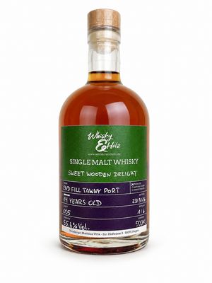 Whisky & Holz - 14 Jahre - Sweet Wooden Delight - 2nd Fill Tawny Port Finish - 0,5l Whisky & Holz - 14 Jahre - Sweet Wooden Delight - 2nd Fill Tawny Port Finish - 0,5l